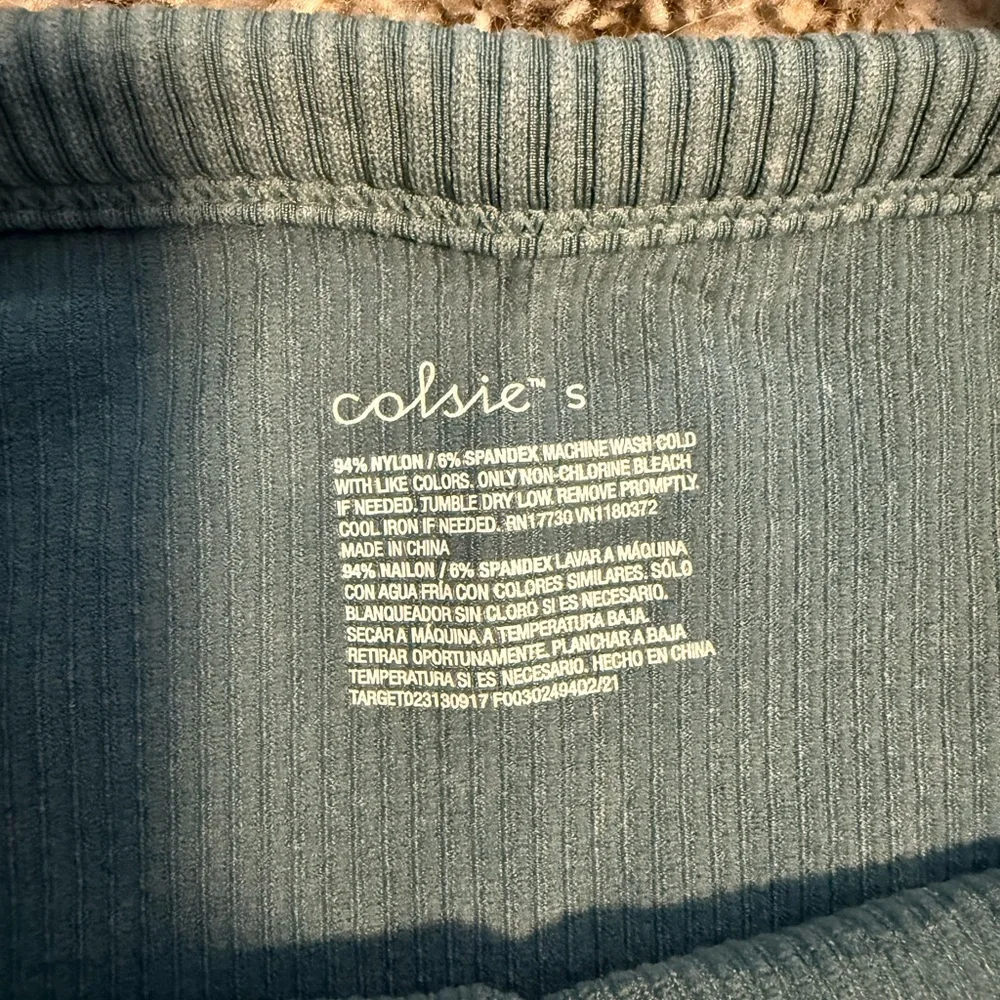Colsie Ribbed Teal Crop Top - Picture 2 of 3